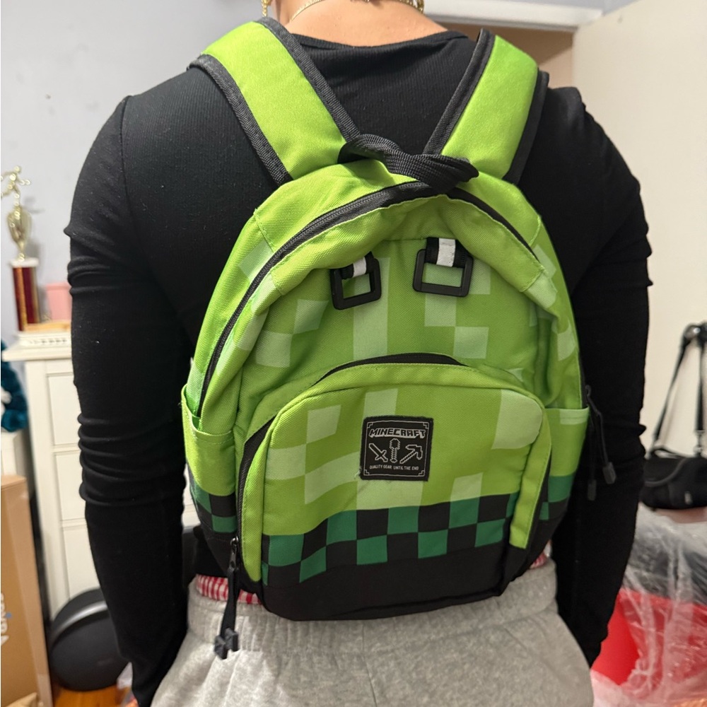 Minecraft Backpack - Picture 2 of 8